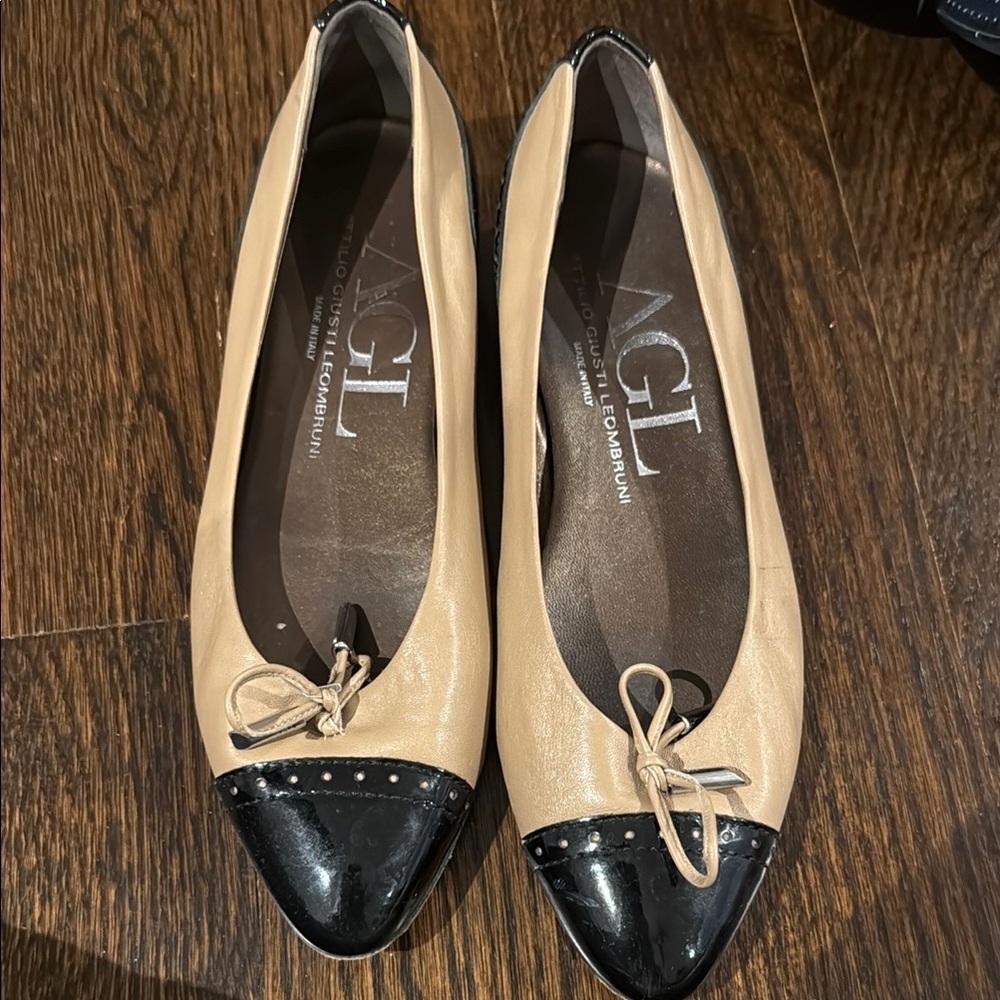 AGL Black and Tan Leather Flats size 7.5